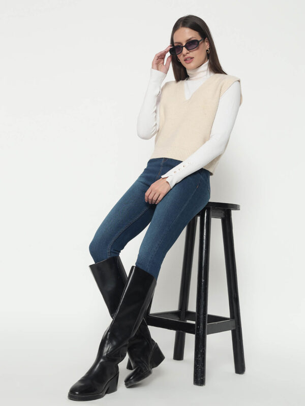 Women Biege Knitted Top - Image 7