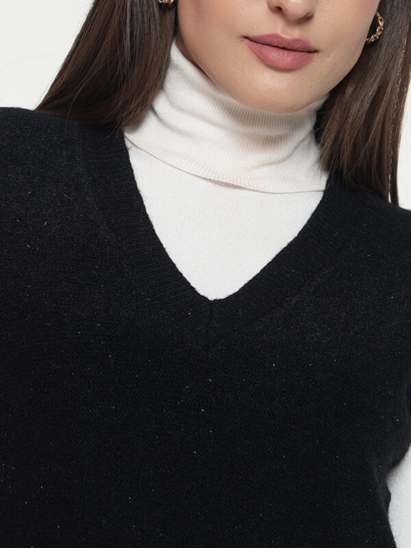 Women Black Knitted Top - Image 5
