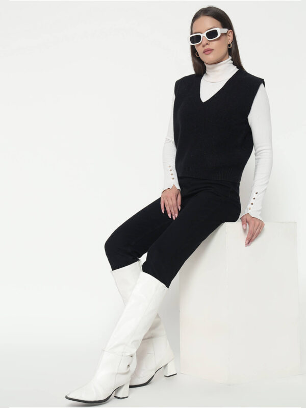Women Black Knitted Top - Image 7