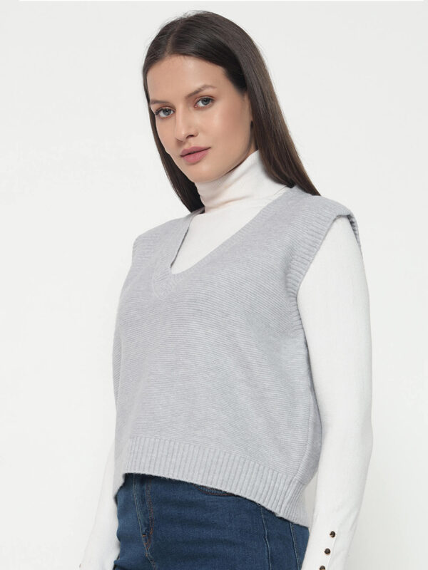 Women Grey Knitted Top - Image 3